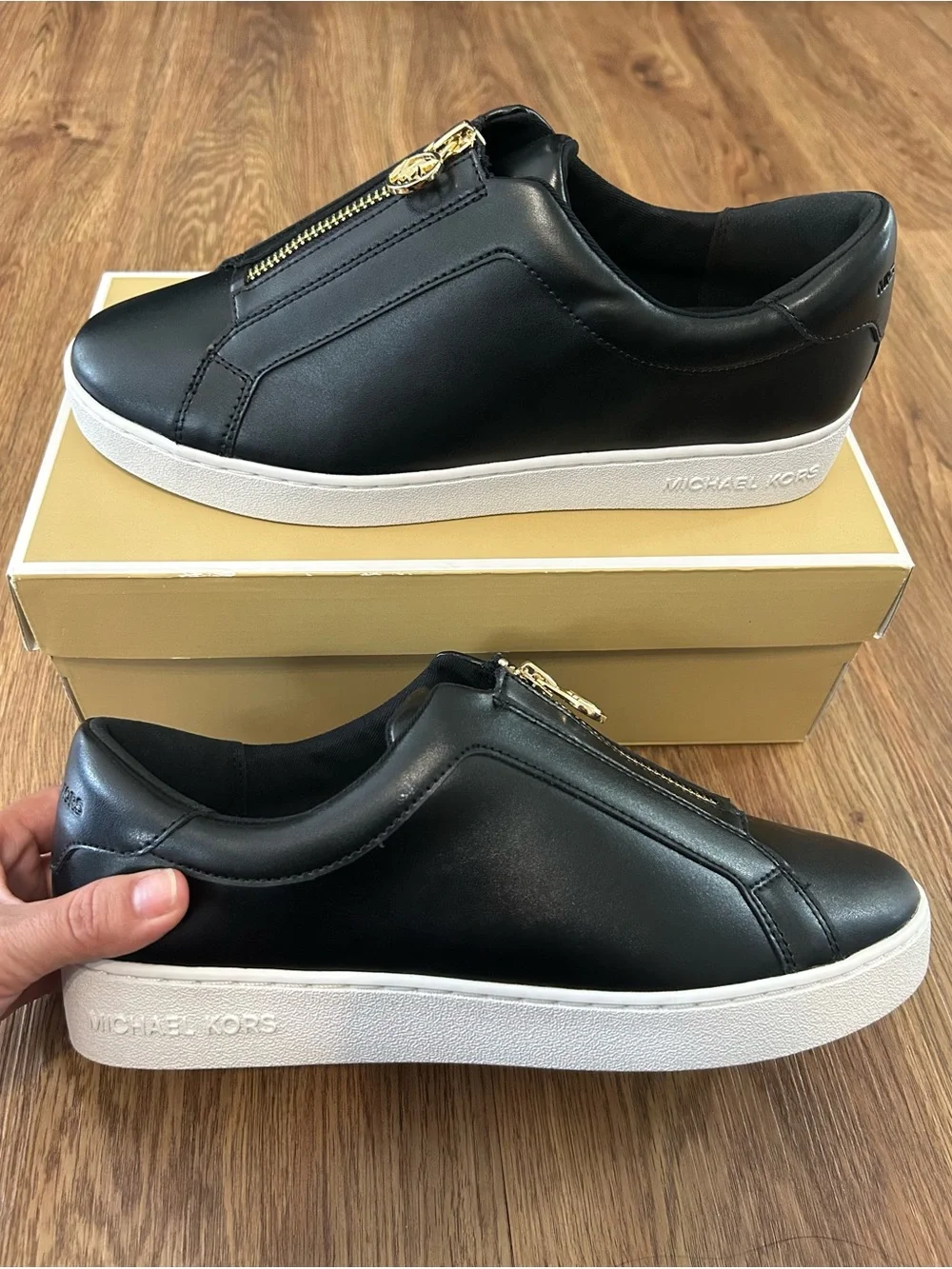 MICHAEL KORS black gold zipper shoes sneakers women’s 9 new